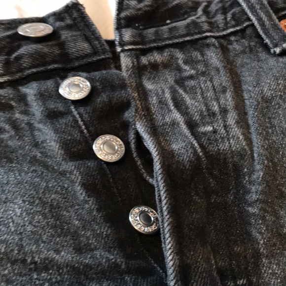 Levi jean shorts - Picture 5 of 5